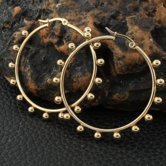 18K gold hoop earrings - Picture 2 of 3